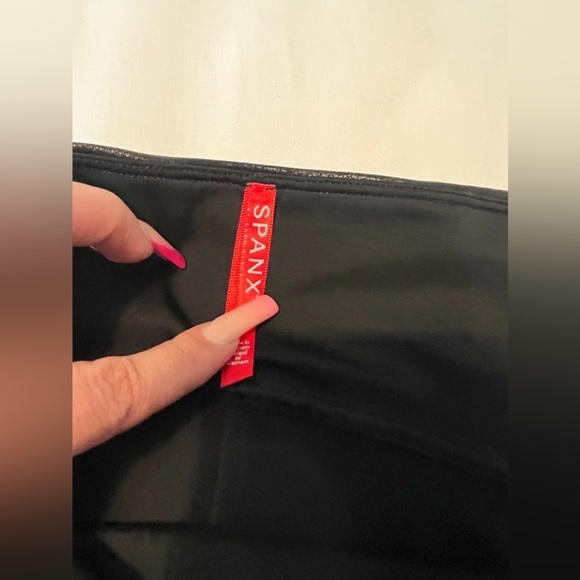 SPANX Faux Leather Leggings - Picture 8 of 12